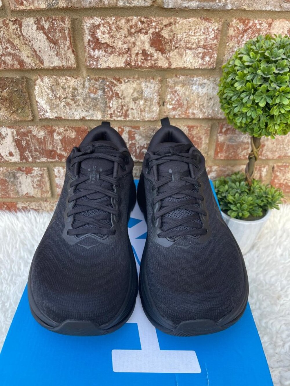 NWB Hoka One One HOKA Gaviota 5 Triple Black Size 9.5D